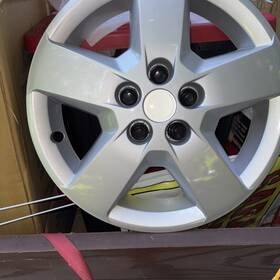 Xieuh079 Upgrade Your Auto New In The Box Set Of 4 Hhr/malibu Well Done 16 Inch Wheel Covers