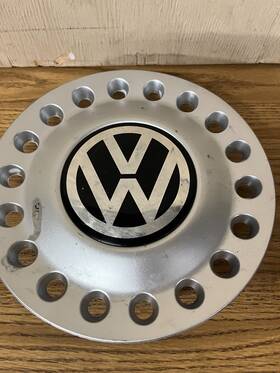 Oem-1c0601149d Volkswagen 1c0601149d 1998-2005 Vw Beetle Center Cap For A 16x6.5 Alloy 6 Spoke Wheel