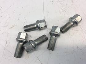 570.vw1o20 Volkswagen 12-20 Passat Wheel Lug Nut Bolts Set Of 5 V