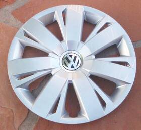 H61563 Volkswagen 2011 - 2018 12 13 14 15 16 17 18 Vw Jetta Hubcap Wheel Cover Inch Oem