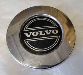 70170 Volvo Center Cap 1 Stainless Steel Oem Great Used Condition 1989-1992