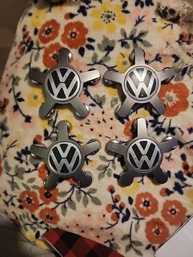 680048 Vw Alloy Center Cover - Caps X 4 135mm Grey Silver Black Nice