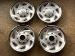 1999-2005 Ford F250 / F350 Excursion 16" 4X4 Hub Caps Oem Set 2000 01 02 03 04. Fixed Price $199.95.