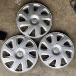 2000-2002 Toyota Corolla # 61111 14" Hubcaps Wheel Covers 42621AB030 SET/3. Fixed Price $99.95.