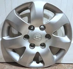 (1) Oem 2008-2010 Hyundai Entourage 16" Hubcap Wheel Cover #0N P/n 52960-4J200. Fixed Price $39.99.