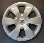 One Wheel Cover Hubcap 2007-2011 Toyota Camry 16" Silver 61137 Used. Fixed Price $32.00.
