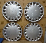 (4) 1992-94 Saab 900 15 Hubcap Wheel Cover 4105391 93 4545729. Fixed Price $99.95.