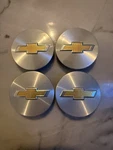 Chevrolet Equinox / Traverse Etc Oem Silver Center Caps Set Of 4 9595010. Fixed Price $19.50.