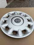 Volvo 940 Inch Hub Cap Good Used 9157418. Fixed Price $33.00.