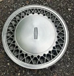 (1) Oem 1988 Lincoln Town Car 15" Hubcap Wheel Cover P/n E8VY-1130-A. Fixed Price $19.95.