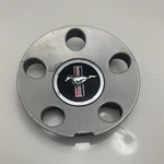 2005 2009 Ford Mustang Wheel Center Cap 6R33-1A096-EA Oem 17". Fixed Price $15.00.
