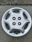 One 98-02 Chevy Geo Prizm 14 Wheel Cover Hubcap Blemishes 10290959. Fixed Price $25.49.