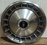 (1) Vintage Oem 1965 Oldsmobile Cutlass F85 14" Hubcap Wheel Cover #0B 00386040. Fixed Price $39.99.