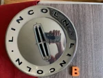 #b (1) 2003 2006 Lincoln Navigator Chrome Oem Center Cap 2L7J-1A096-AB. Fixed Price $19.95.