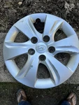 Paint Peel 12 13 14 16 Hyundai Elantra 15'' Oe Used Wheel Cover Hub Cap 55570. Fixed Price $17.99.