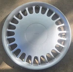 (1) Genuine Oem 1990-1992 Saab 9000 15" Hubcap Wheel Cover #S8 P/n 8972663. Fixed Price $44.99.