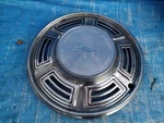 (1) Vintage Oem 1970 Chevy Chevelle 14" Hubcap Wheel Cover Gm P/n 3983390. Fixed Price $15.00.