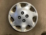 Wheel Cover Hubcap 14" 7 Spoke Type Fits 00-02 Saturn Series 352509. Fixed Price $64.54.