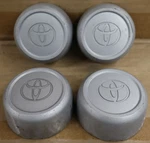 Oem Used Set 1997 Toyota Rav 4 Center Caps Silver 69362. Fixed Price $54.99.