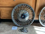 (1) 1989-91 Buick Lesabre Park Avenue 14" Wire Spoke Hubcap Wheel Cover #1111C. Fixed Price $149.75.