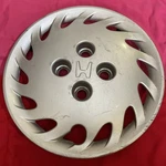 One 1994-1996 Honda Civic Del Sol 55096B 13" Hubcap Wheel Cover 44733-SR1-A300. Fixed Price $49.99.