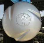 Toyota Tundra Sequoia Oem Wheel Center Hubcap 42603-0C010 Cover 00-07 *T-4. Fixed Price $65.00.
