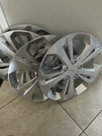 Chevy Malibu Cruze Hubcaps Set Of 4 Oem 17 Silver Wheel Covers Gm Factory. Fixed Price $60.00.