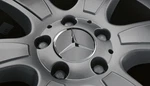 Genuine Mercedes-benz Hub Cap Star Sublime 220-400-01-25-7258. Fixed Price $40.98.