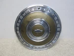 1970 Chevrolet Caprice / Monte Carlo Oem 15" Gold Hubcap 3972748 #2FL-7. Fixed Price $25.00.