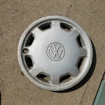 Volkswagen Golf Jetta Wheel Cover 93 94 95 96 97 99 1HM601147. Fixed Price $8.00.