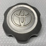 Cracked Toyota Fortuner Hylux 42603-0K050 Oem Wheel Center Rim Cap Hub Cover Dc. Fixed Price $24.99.
