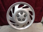 Saturn Gm Oem 2000 Wheels-wheel Cover 90539609 EEL2286 3127. Fixed Price $50.00.