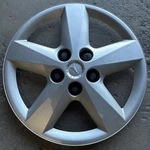 2005-2008 Pontiac Grand Prix 16 Wheel Cover Hub Cap 9595569. Fixed Price $34.99.