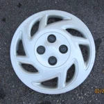 14" 1997 98 00 Saturn Spoke Type Hubcap Wheel Cover. Fixed Price $19.95.