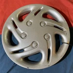 Breeze Stratus Hubcap Wheel Cover 1995 1996 1998 1999 2000 Dodge Plymouth Oem. Fixed Price $19.99.