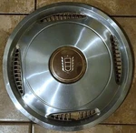 (1) Oem 1983-1986 Ford Ltd (midsize) 14" Hubcap Wheel Cover P/n E3DC-1130-CA. Fixed Price $29.99.