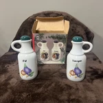 Concord Ceramic Oil And Vinegar Cruet Set With Cover Caps Original Box. Fixed Price $14.00.