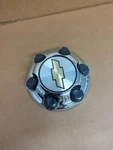 SILVRDO15 2001 Wheel Cover Hubcap 262307. Fixed Price $28.75.