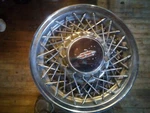 Oem Vintage 1978-79 Oldsmobile Delta 88 15" Wire Spoke Hubcap Wheel Cover. Fixed Price $30.00.