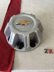 #zx 1) 24-26 Chevy Silverado 3500 Hd Drw Oe Center Cap Rear 84830469. Fixed Price $42.95.