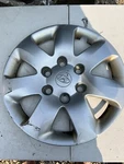 Curb Rash 07 08 09 10 Hyundai Entourage Used 16" Wheel Cover Hub Cap 55558 Oem. Fixed Price $19.99.