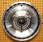1967 Pontiac Spinner 14" Bonneville Catalina Grand Prix. Fixed Price $49.95.