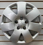 2003-2006 Mitsubishi Outlander 16" Silver Hubcap Wheelcover Factory Original. Fixed Price $30.00.