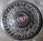 (1) Oem 1985 Cadillac Deville Fwd 14" Wire Spoke Hubcap Wheel Cover P/n 1624052. Fixed Price $49.99.