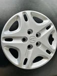 (1) Oem 2002-2006 Acura Rsx 15" Bolt-on Hubcap Wheel Cover P/n 44733-S6M-A00. Fixed Price $44.95.