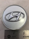 2004-06 Hyundai Santa Fe Tucson Hubcap Center Oem Nf 52960 3K210. Fixed Price $9.75.