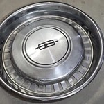 One Genuine 1973 To 1977 Oldsmobile Cutlass 15 Inch Hubcap Wheel Cover Vintage. Fixed Price $34.98.