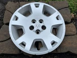 (1) Dodge Charger Magnum 17" Oem Wheel Cover Hub Cap Silver 0UQ18TRMAA 2005-2007. Fixed Price $27.90.