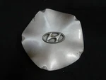 1999 2001 Hyundai Elantra Center Hubcap 52960-38800 Oem. Fixed Price $8.99.