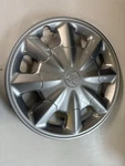 Mitsubishi Magna Th Hub Cap MR908303.#57568. Fixed Price $39.00.